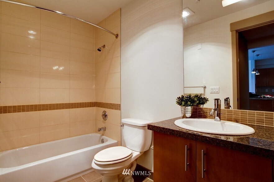 Bathroom - 4547 8th Ave NE