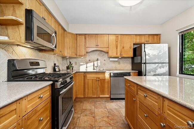 Building Photo - 59 Butler Dr