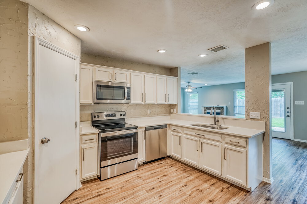 Building Photo - 302 Dunford Ct