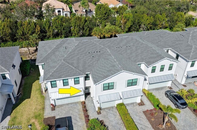 Building Photo - 13045 Pembroke Dr