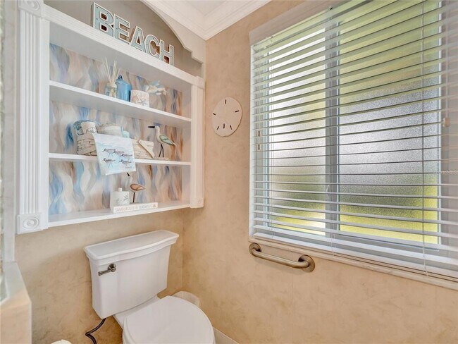 Building Photo - 10432 Sandpiper Rd W