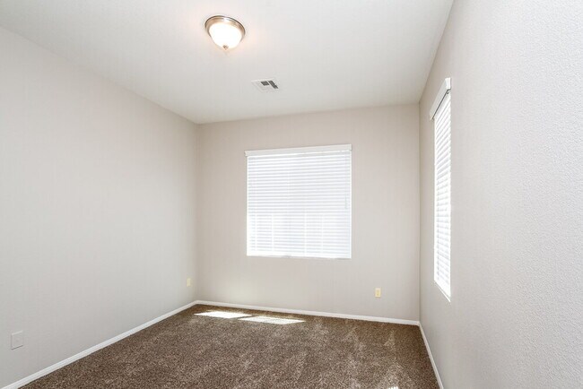 Building Photo - 6204 Bradford Island Ct