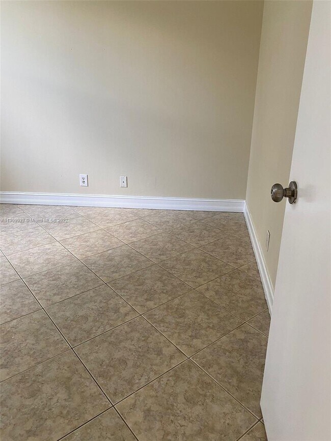 Building Photo - 1226 S Military Trail