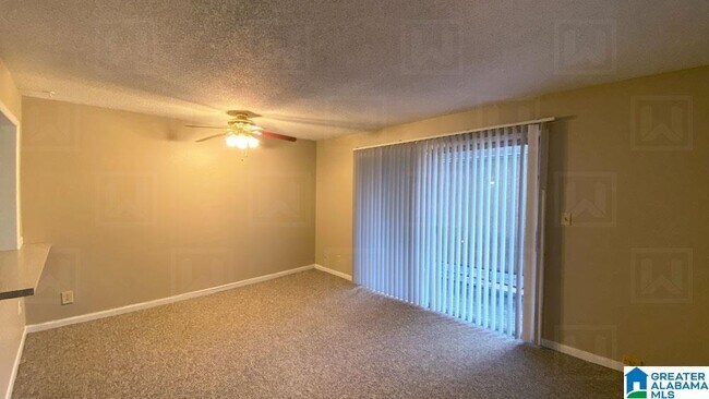 Building Photo - 1325 31st St S