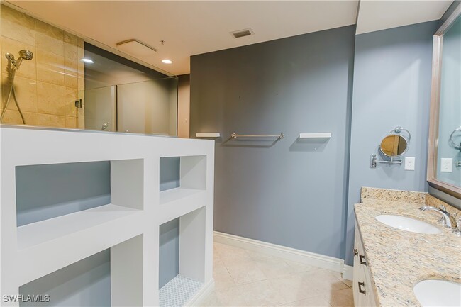 Building Photo - 5068 Annunciation Cir