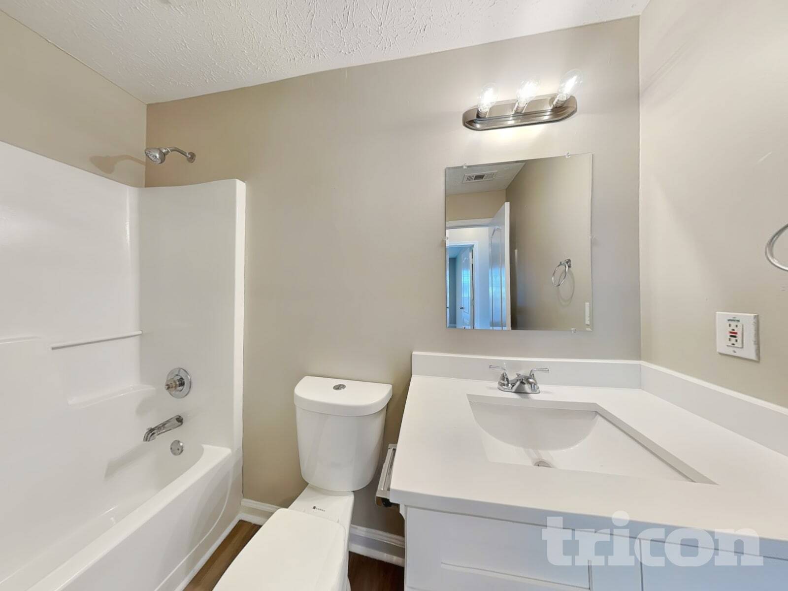 Building Photo - 206 Whistle Way