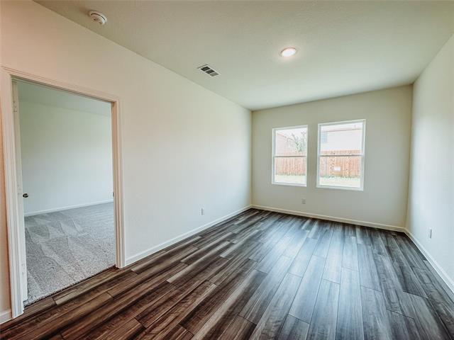 Building Photo - 1637 Whitworth Dr