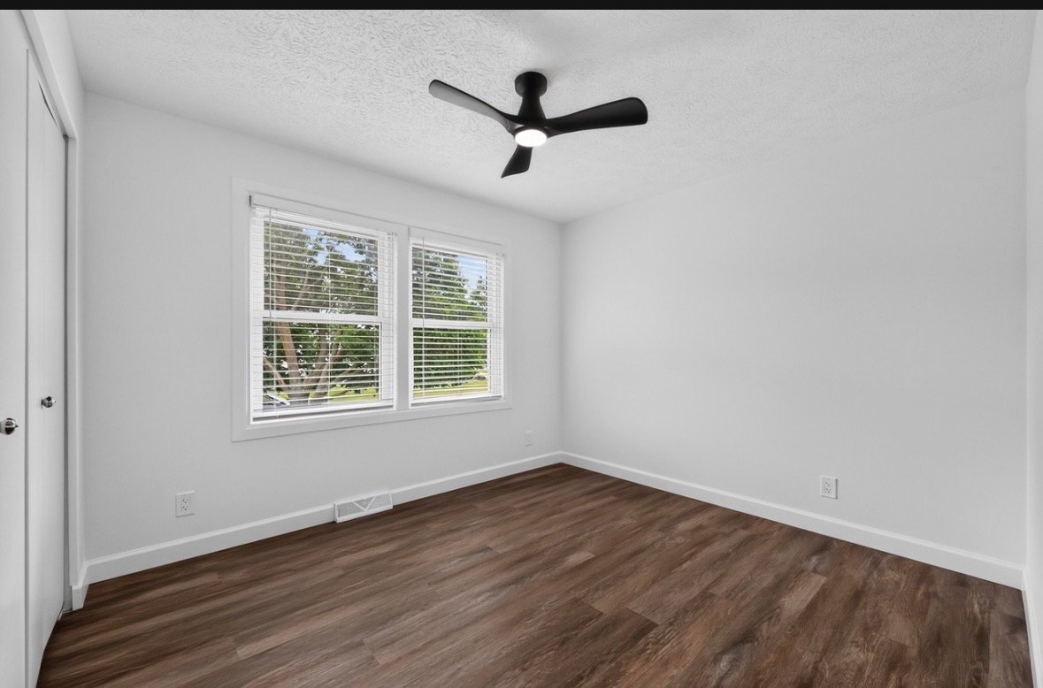 Building Photo - 642 Swan Dr