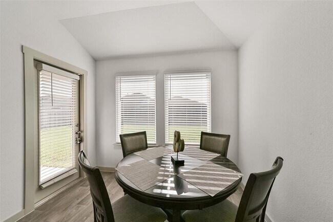 Building Photo - 7834 Golden Rubia Ln