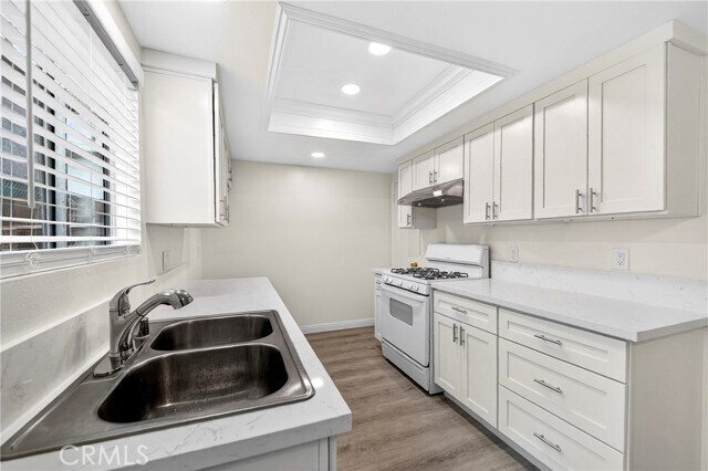 Building Photo - 160 Greentree Ln