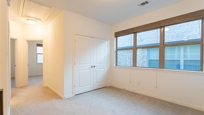 Building Photo - 7209 Huckleberry Dr