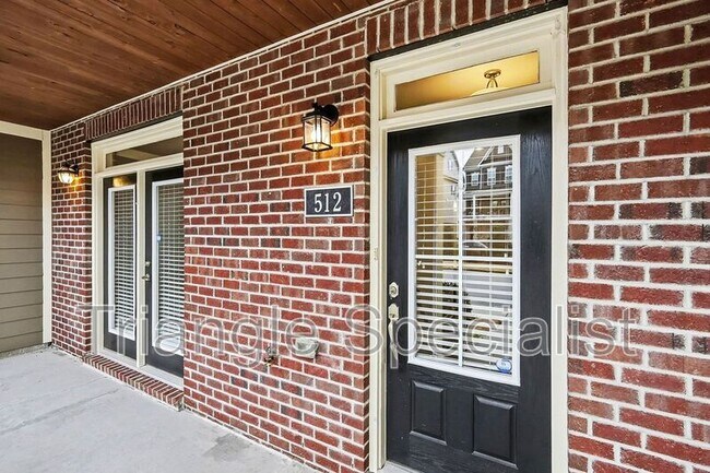 Building Photo - 512 Austin View Blvd