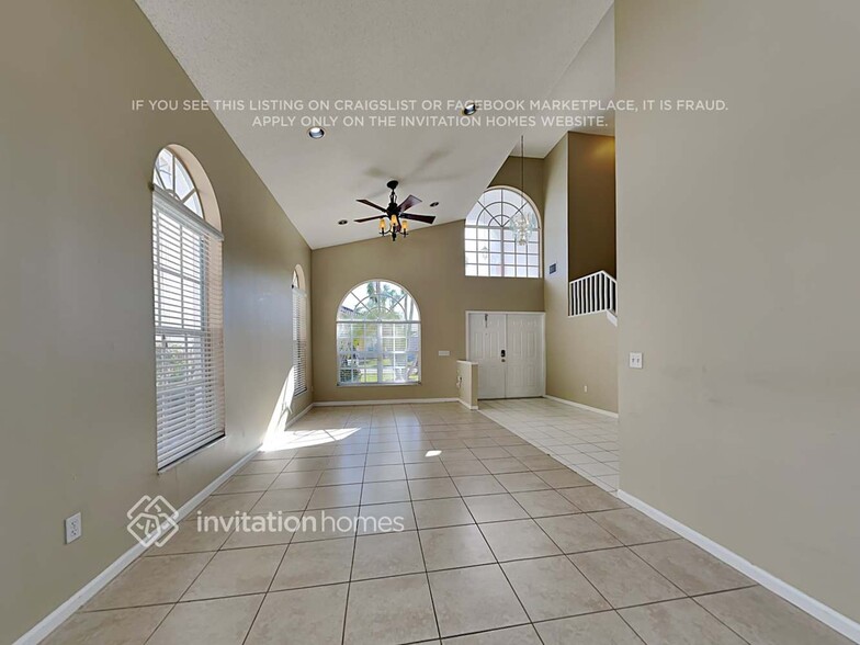 Building Photo - 7729 Thornlee Dr