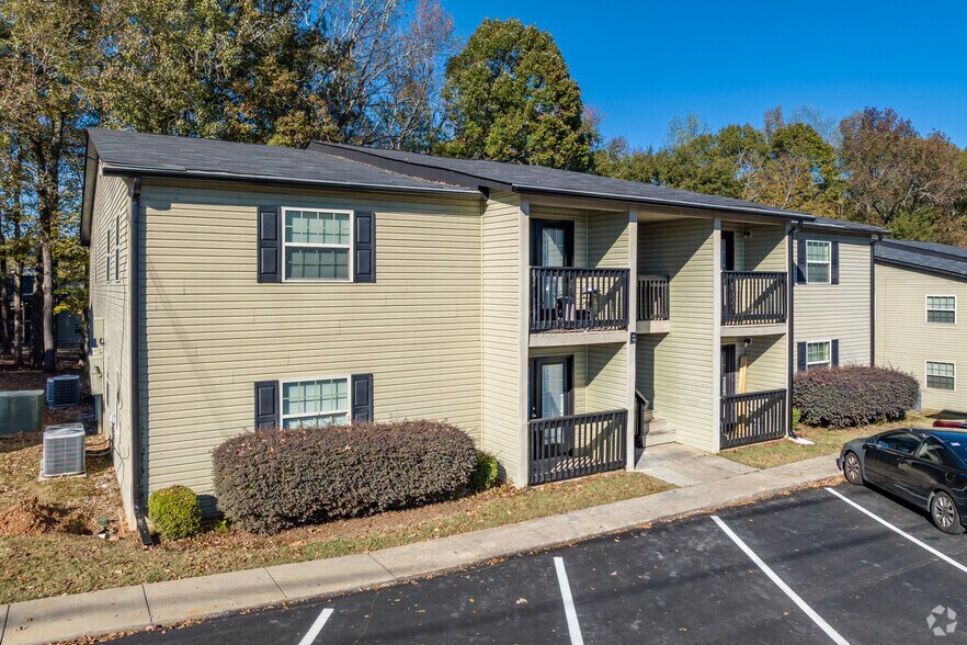 Building Photo - Phenix City Apartments