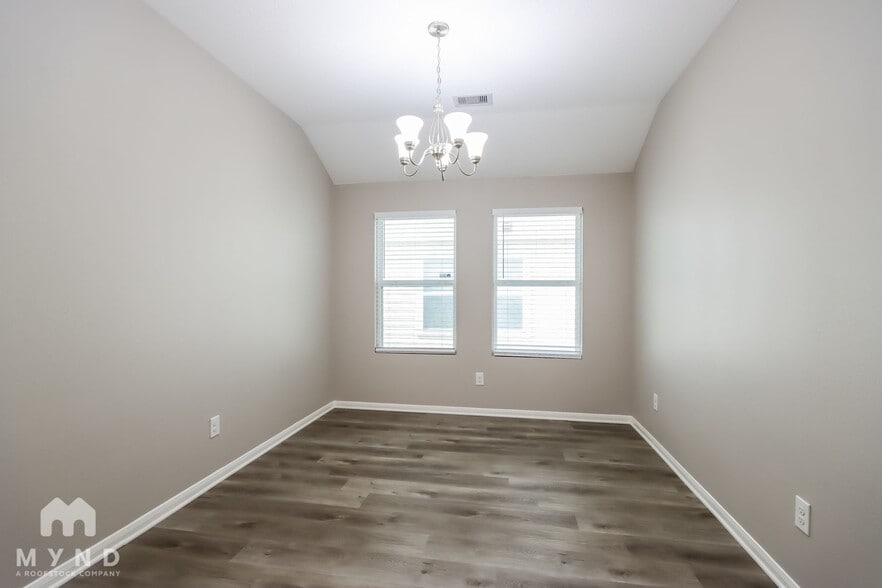 Building Photo - 9876 Lace Flower Way