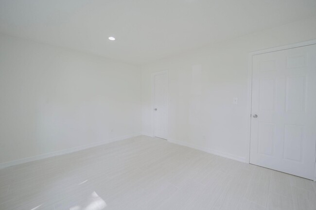 Building Photo - 1419 Chestnut Ridge Rd