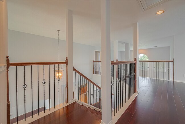 Building Photo - 25907 Pebble Terrane Ln
