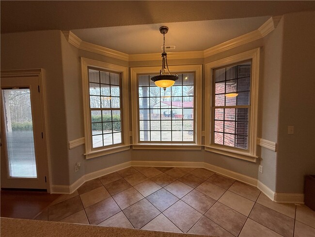 Building Photo - 4600 S Old Wire Rd