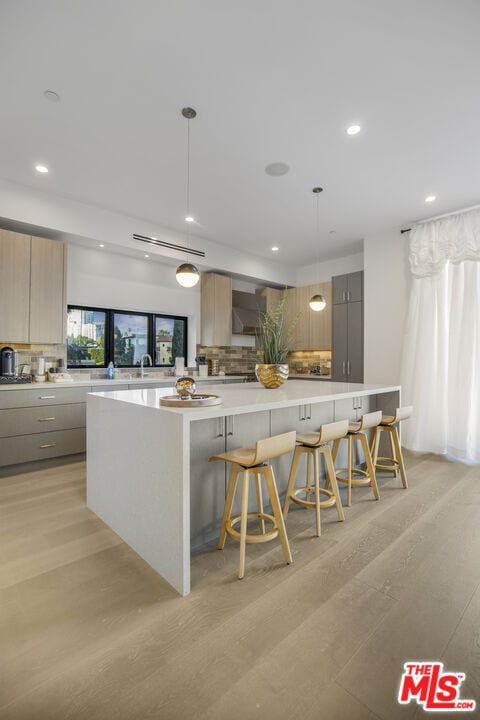 Building Photo - 10563 Ashton Ave