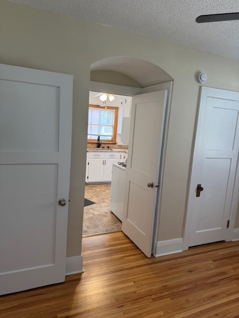 Building Photo - 115 Chicago Ave N