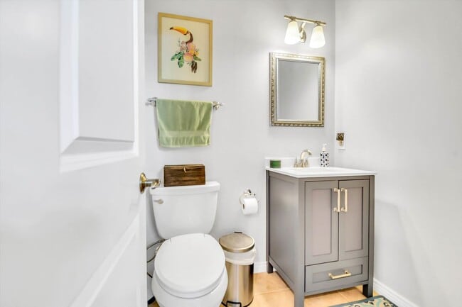 Building Photo - Luxury residence in the heart of Denver’s historic Baker district - 2 bedrooms - 2 Bathrooms - To...