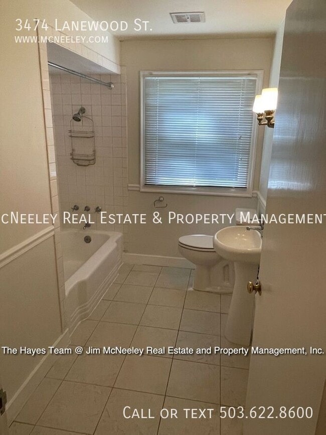 Building Photo - 3474 Lanewood St