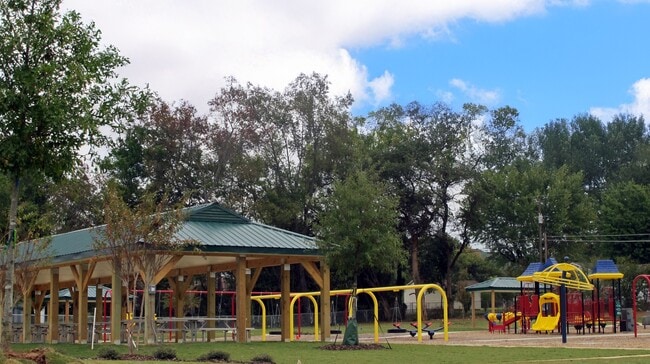 Building Photo - 12917 Tallulah Dr