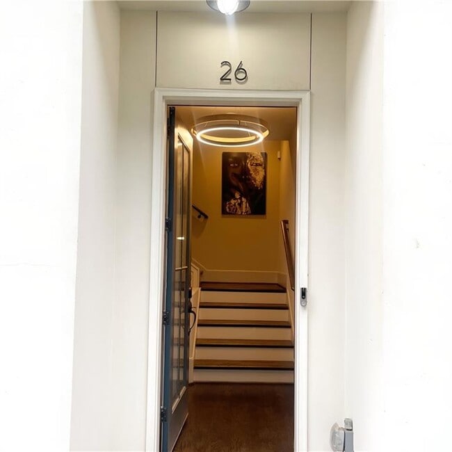 Building Photo - 26 Bass St SE