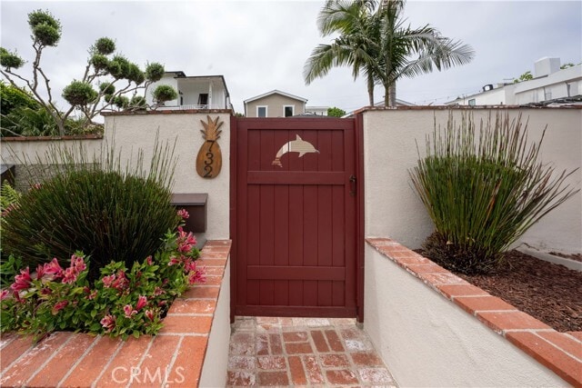 Building Photo - 732 Rosecrans Ave