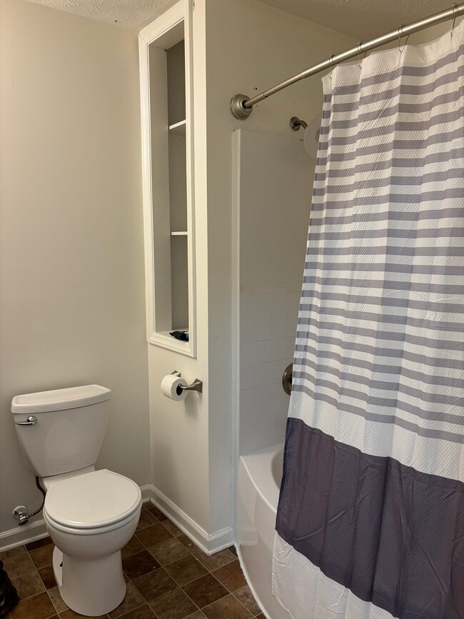 Building Photo - 1008 Kabrich St