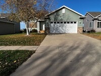 Building Photo - 3 Bed/2 Bath West Side Home!