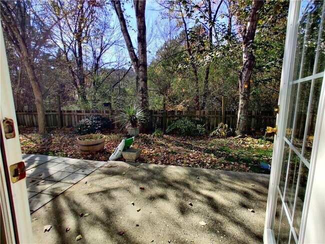 Building Photo - 237 Osmanthus Way