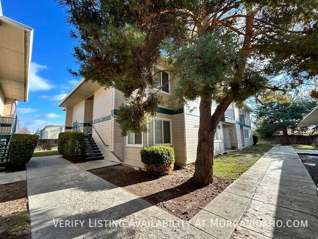 Primary Photo - 6723 W Overland Rd