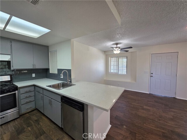 Building Photo - 44036 25th St W