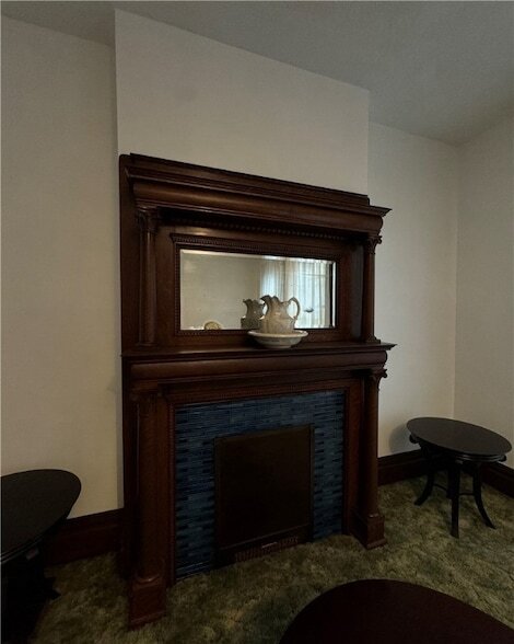 Building Photo - 407 Fallowfield Ave