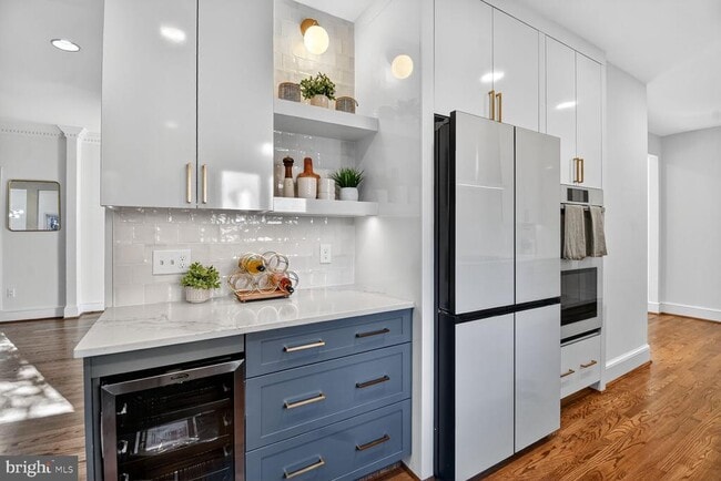 Building Photo - 3227 Ellicott St NW