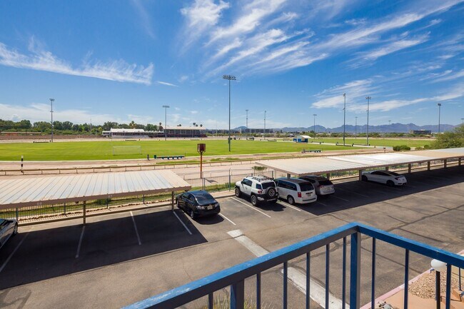 Building Photo - 2BR-2BATH  IN SOUGHT AFTER TWELVE HUNDRED ...