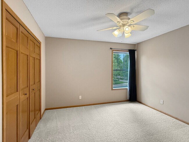 Building Photo - 815 Newberry Ln