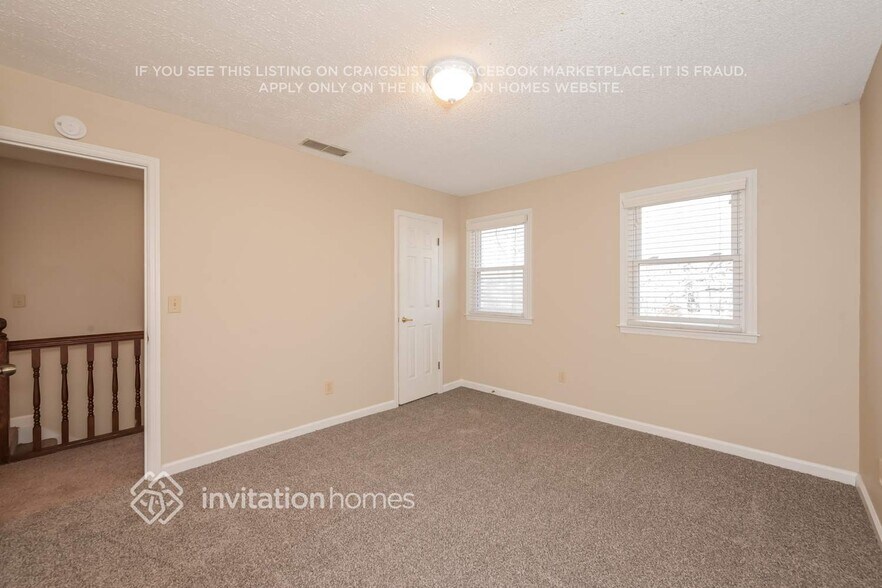 Building Photo - 5024 Logans Run