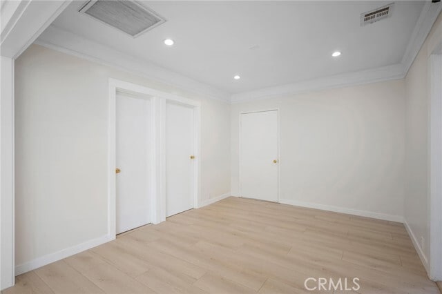 Building Photo - 525 W Wilson Ave