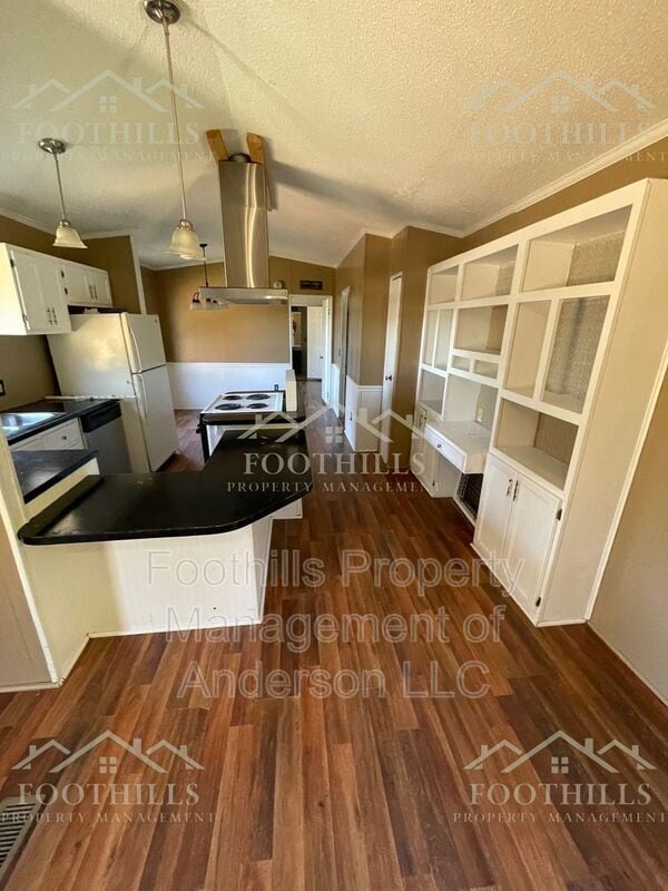 Building Photo - 224 George Merck Rd