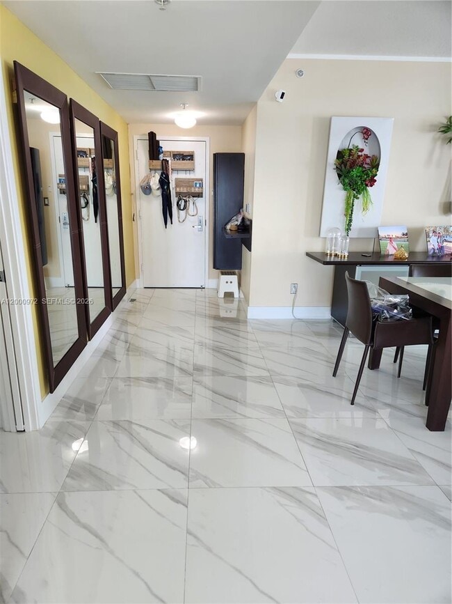 Building Photo - 325 S Biscayne Blvd