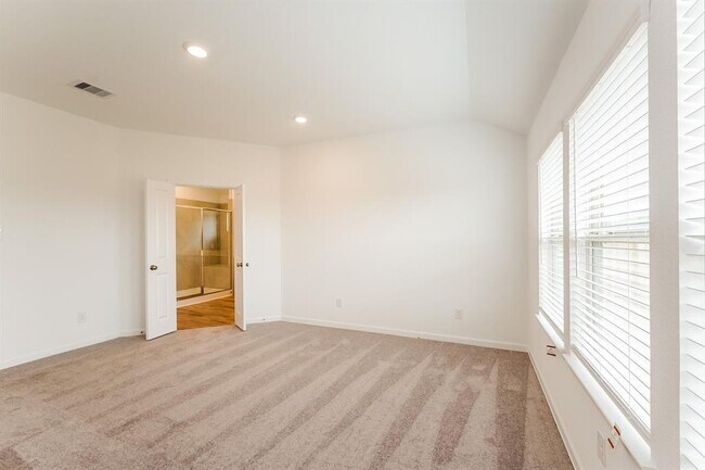 Building Photo - 3411 Avary River Ln
