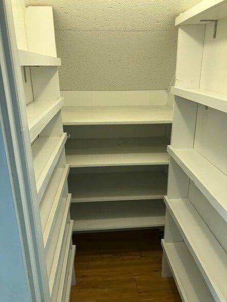 Building Photo - 139 Pearson Dr