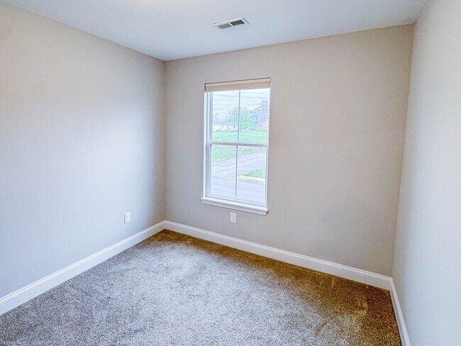 Building Photo - 4861 Ancient Glacier Ln