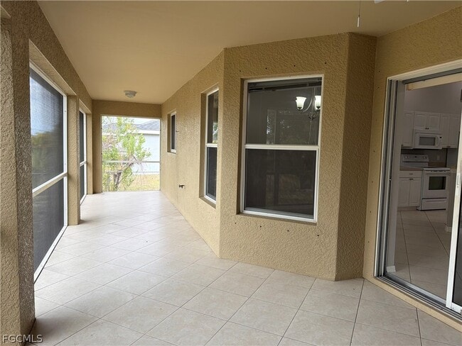 Building Photo - 3540 NE 20th Pl