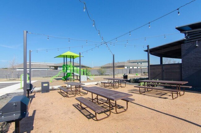 Building Photo - 217 Deserti Rd