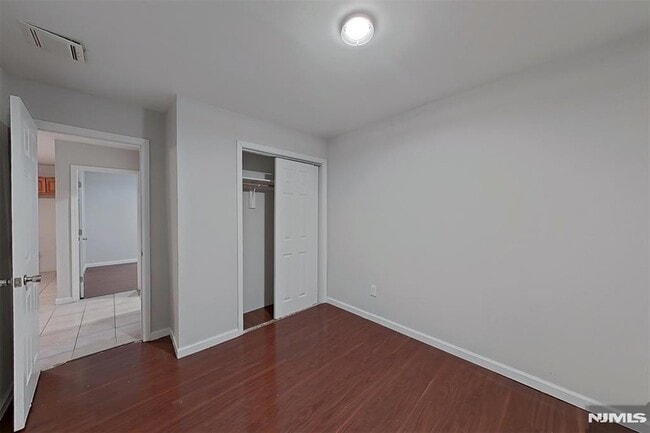 Building Photo - 10 Fleming Ave