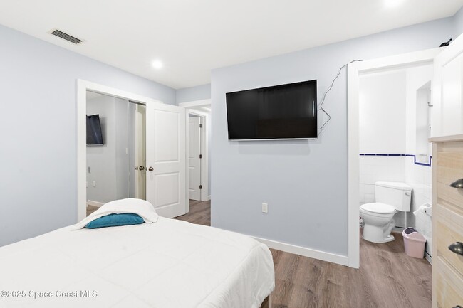 Building Photo - 250 Alabama Ave