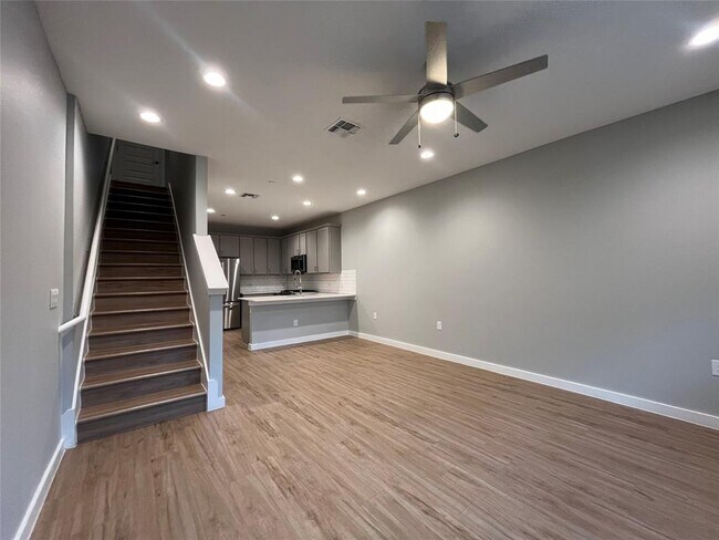 Building Photo - 11402 Pastini Cir